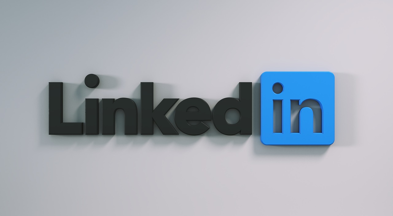 Discover the Best Day to Post on LinkedIn